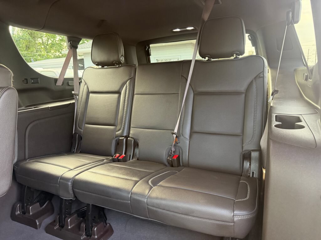 Used 2022 GMC Yukon XL Denali AWD/4WD image 25