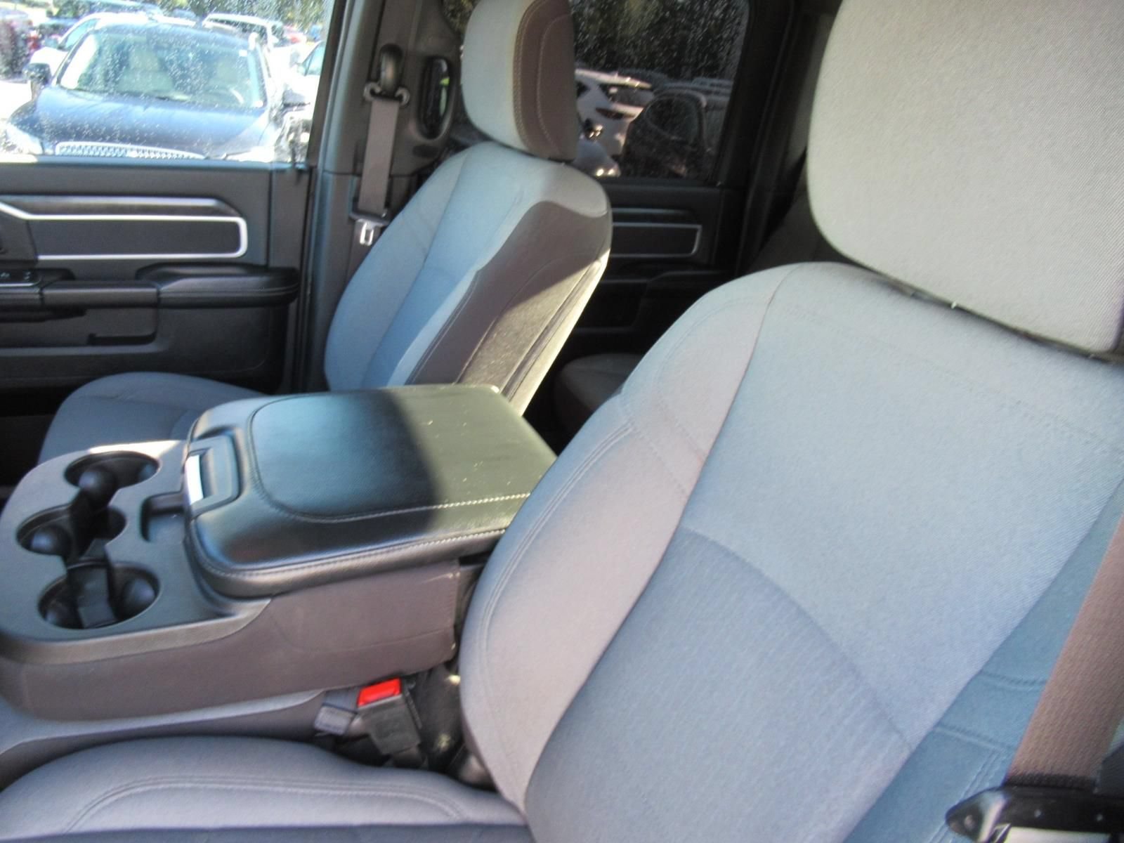 Used 2024 RAM 2500 Big Horn AWD/4WD image 18