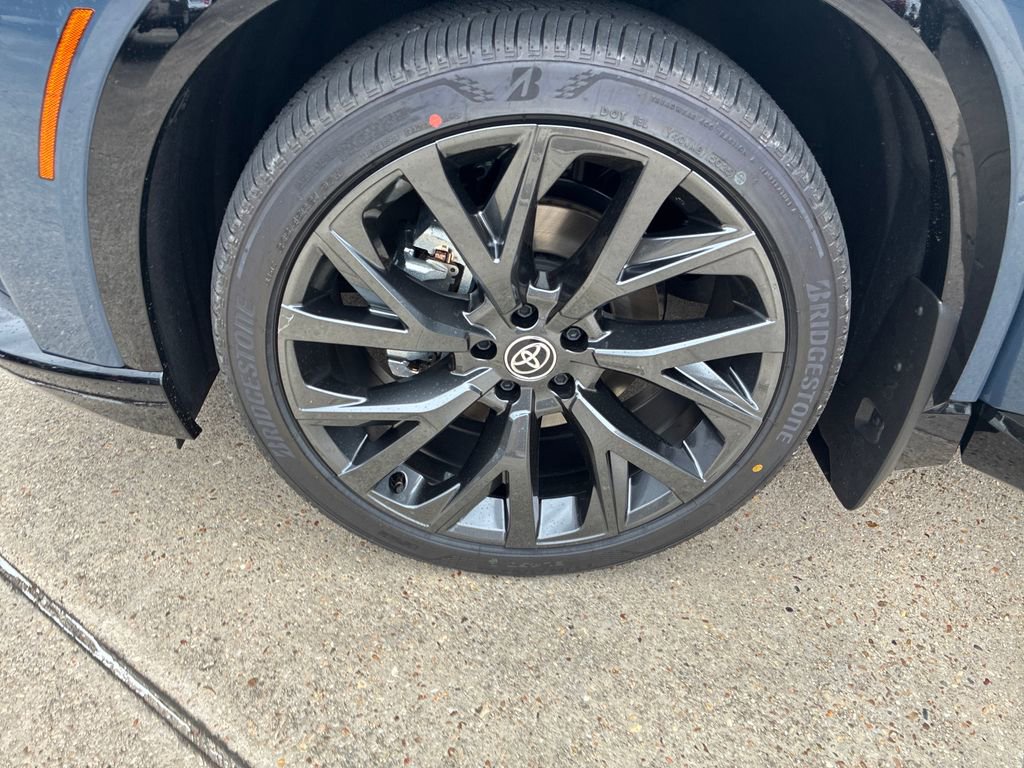 New 2026 Toyota Crown Signia image 28