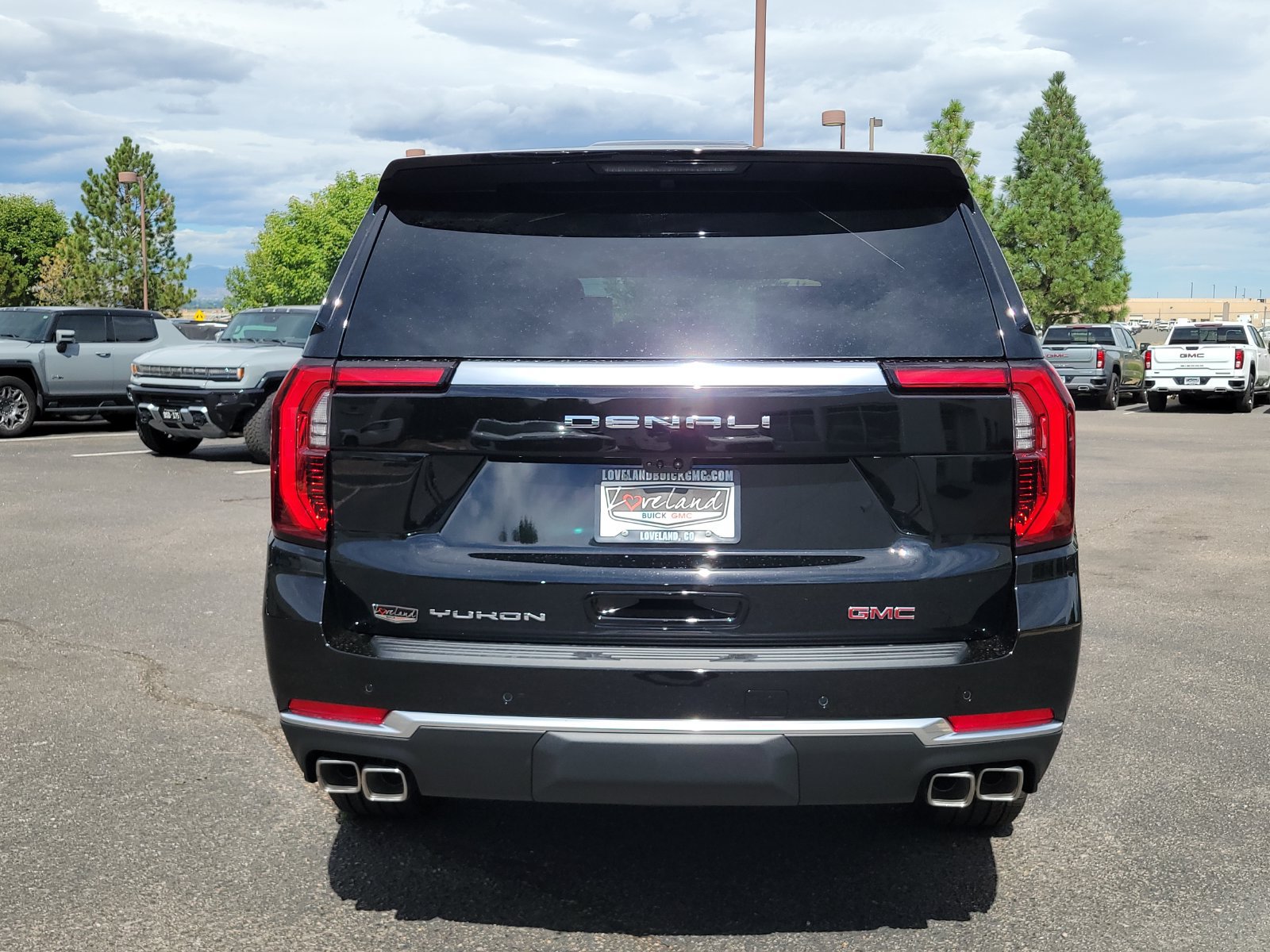 New 2026 GMC Yukon XL Denali w/ Denali Reserve Package AWD/4WD image 10