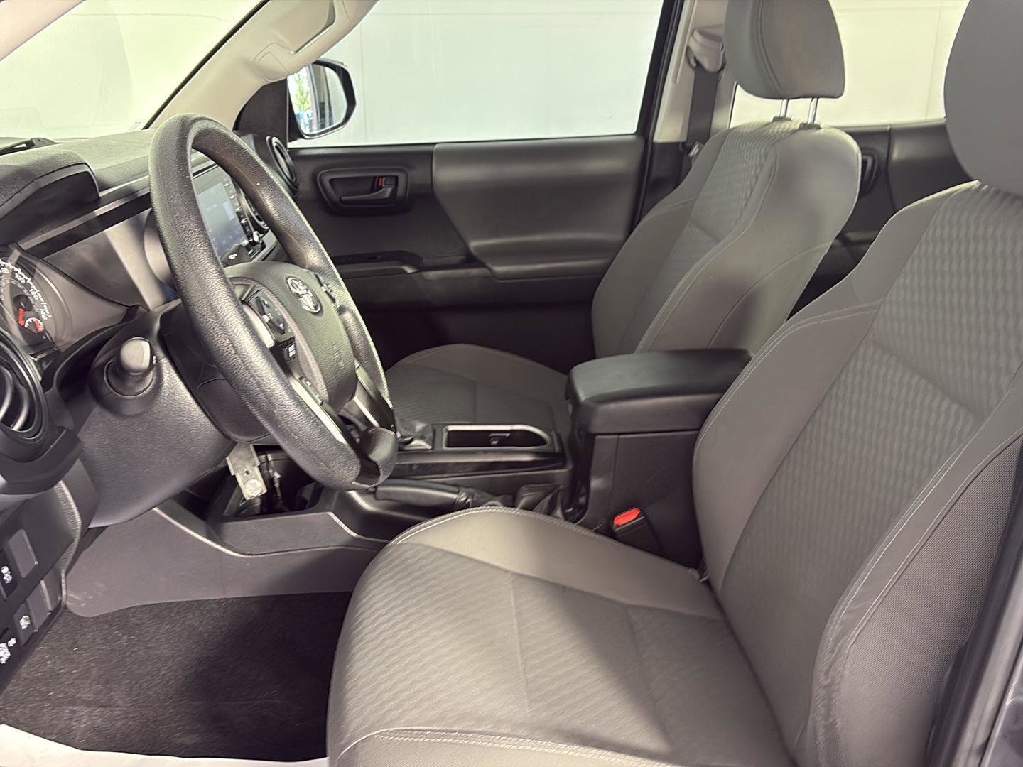 Used 2022 Toyota Tacoma SR AWD/4WD image 24