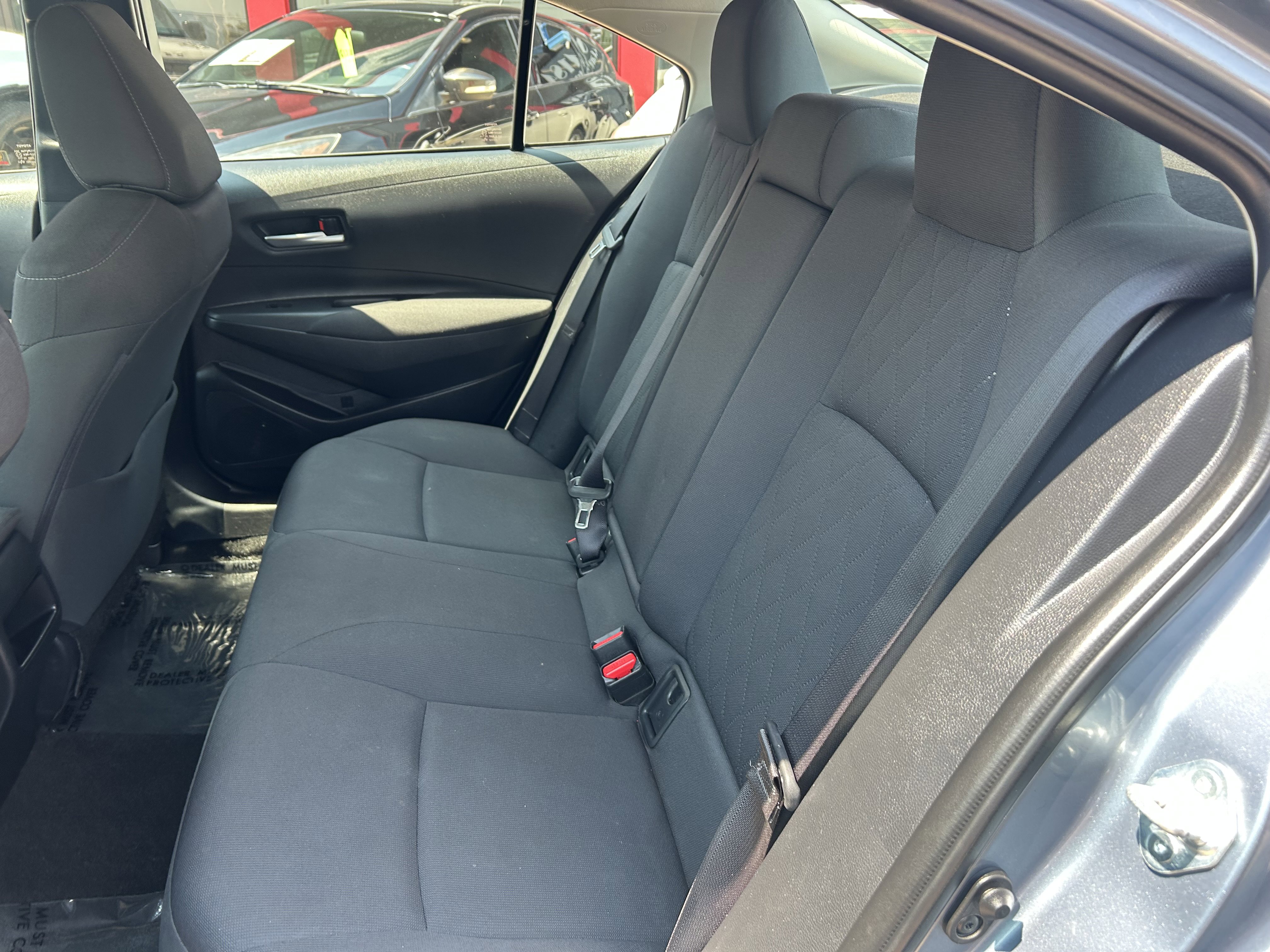 Used 2020 Toyota Corolla LE image 17