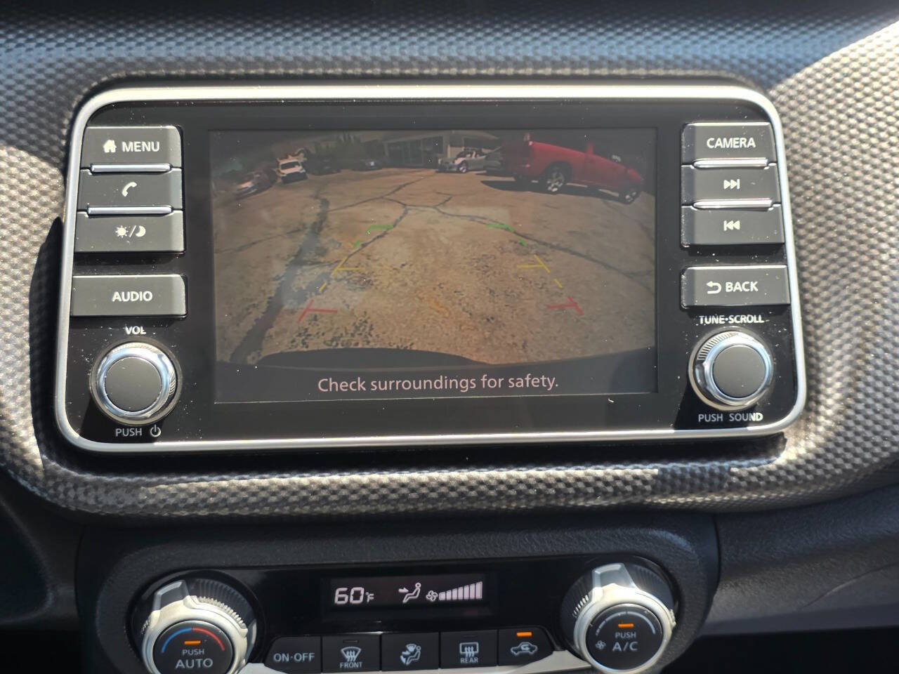 Used 2019 Nissan Kicks SV FWD image 16