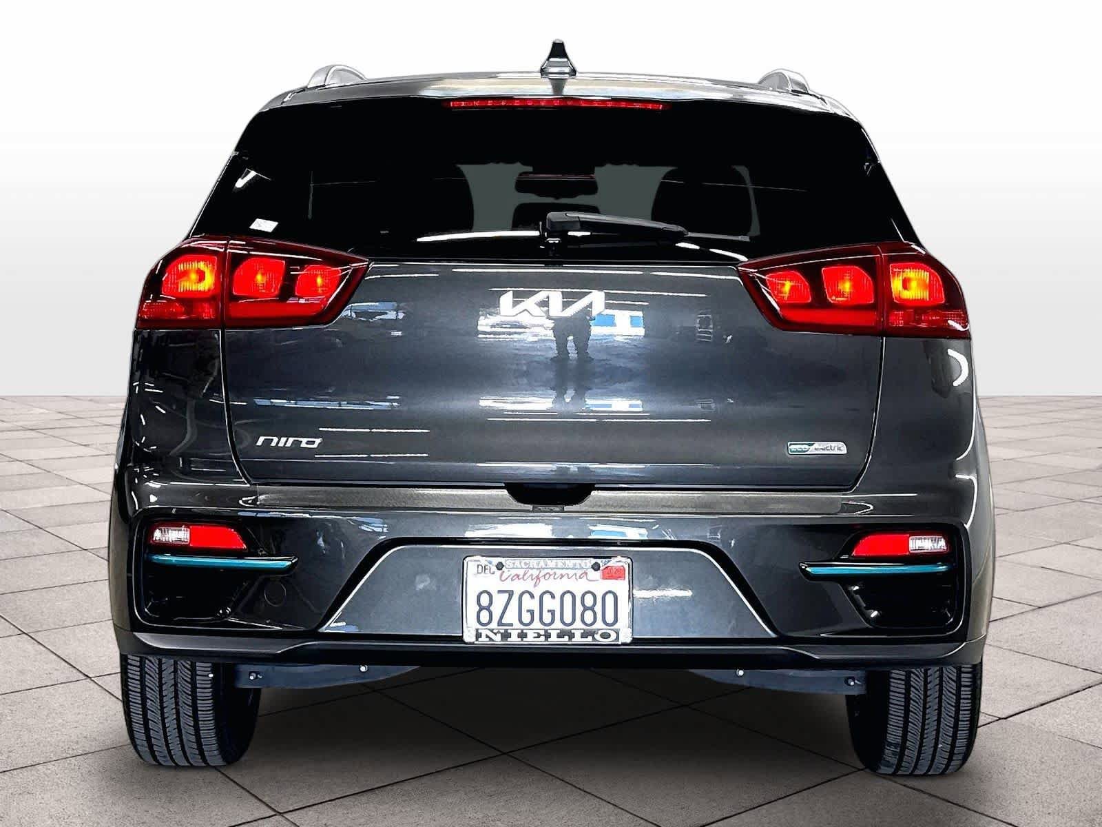 Used 2022 Kia Niro EX FWD image 7