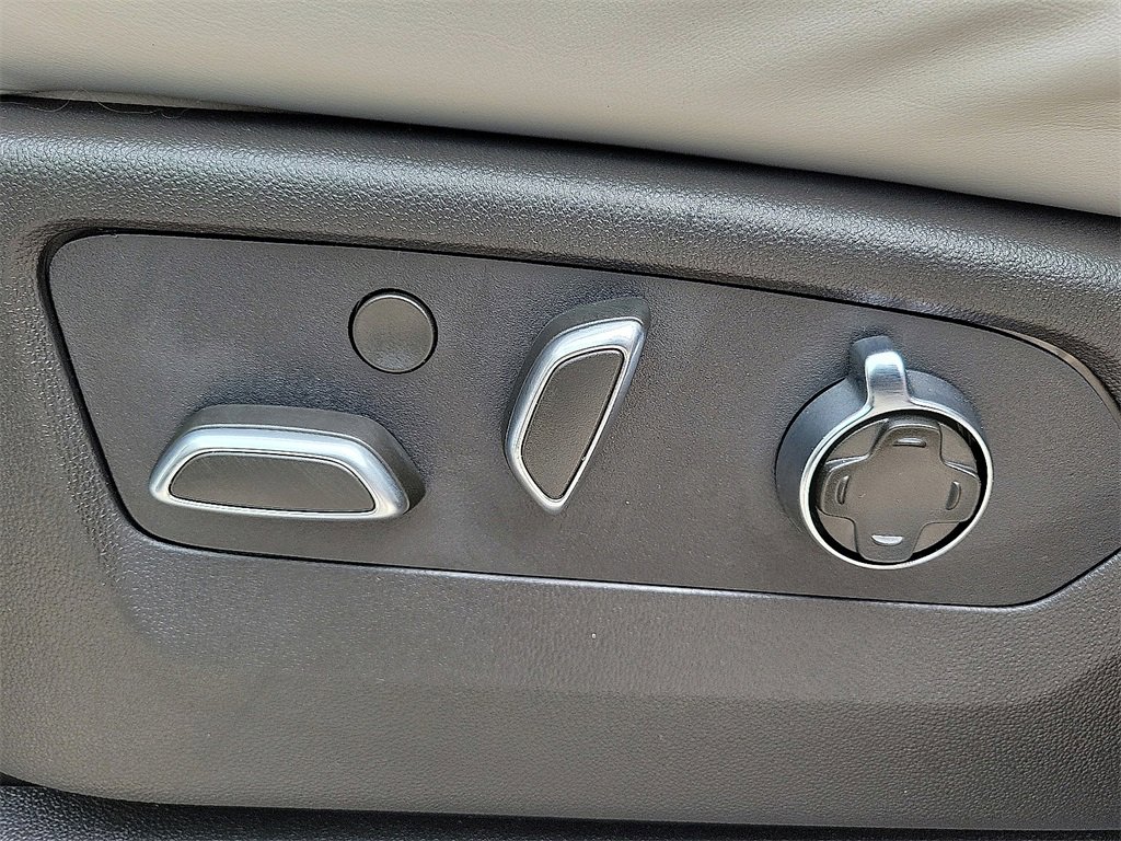 New 2026 Cadillac Escalade Platinum Sport w/ LPO, Floor Liner Package image 15