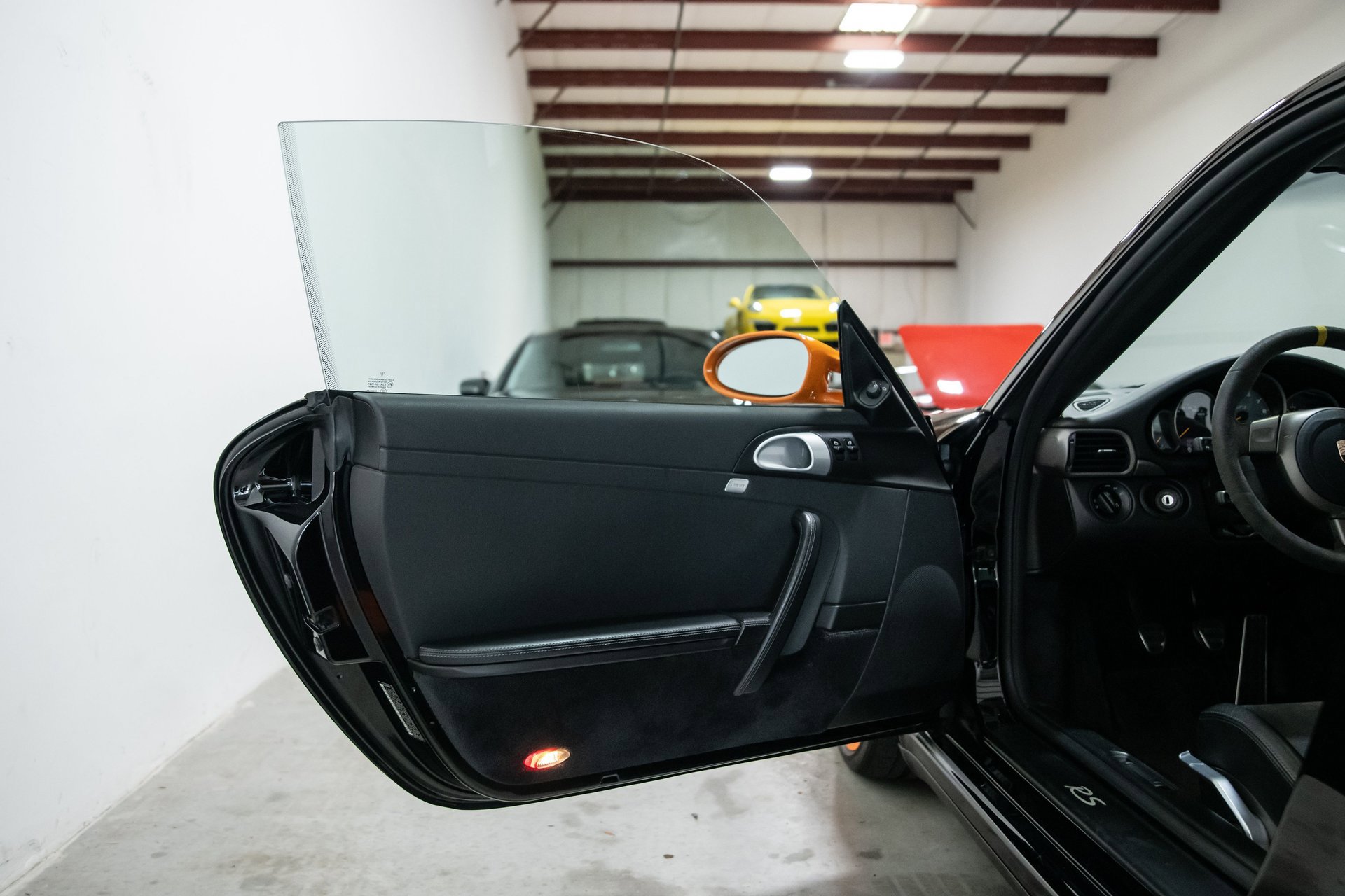 Used 2007 Porsche 911 GT3 RS image 29