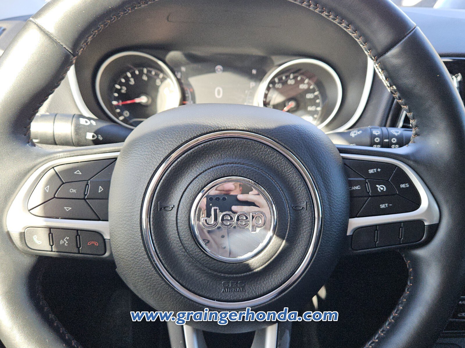 Used 2017 Jeep Compass Limited image 18