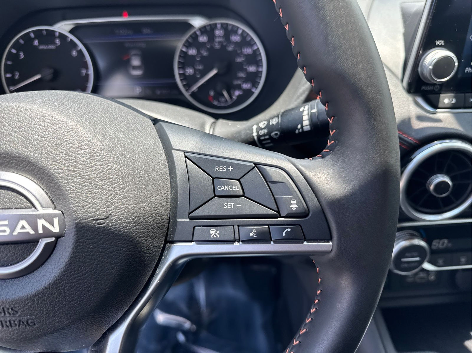 Certified 2025 Nissan Sentra SR FWD image 20