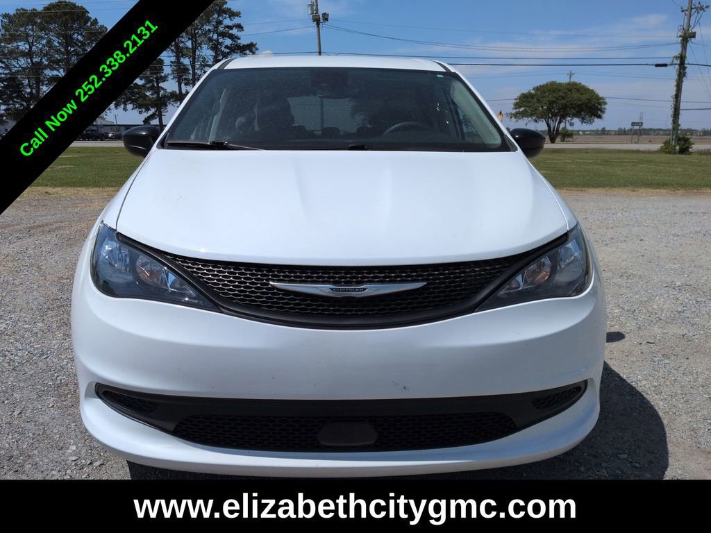 Used 2024 Chrysler Voyager LX FWD image 8