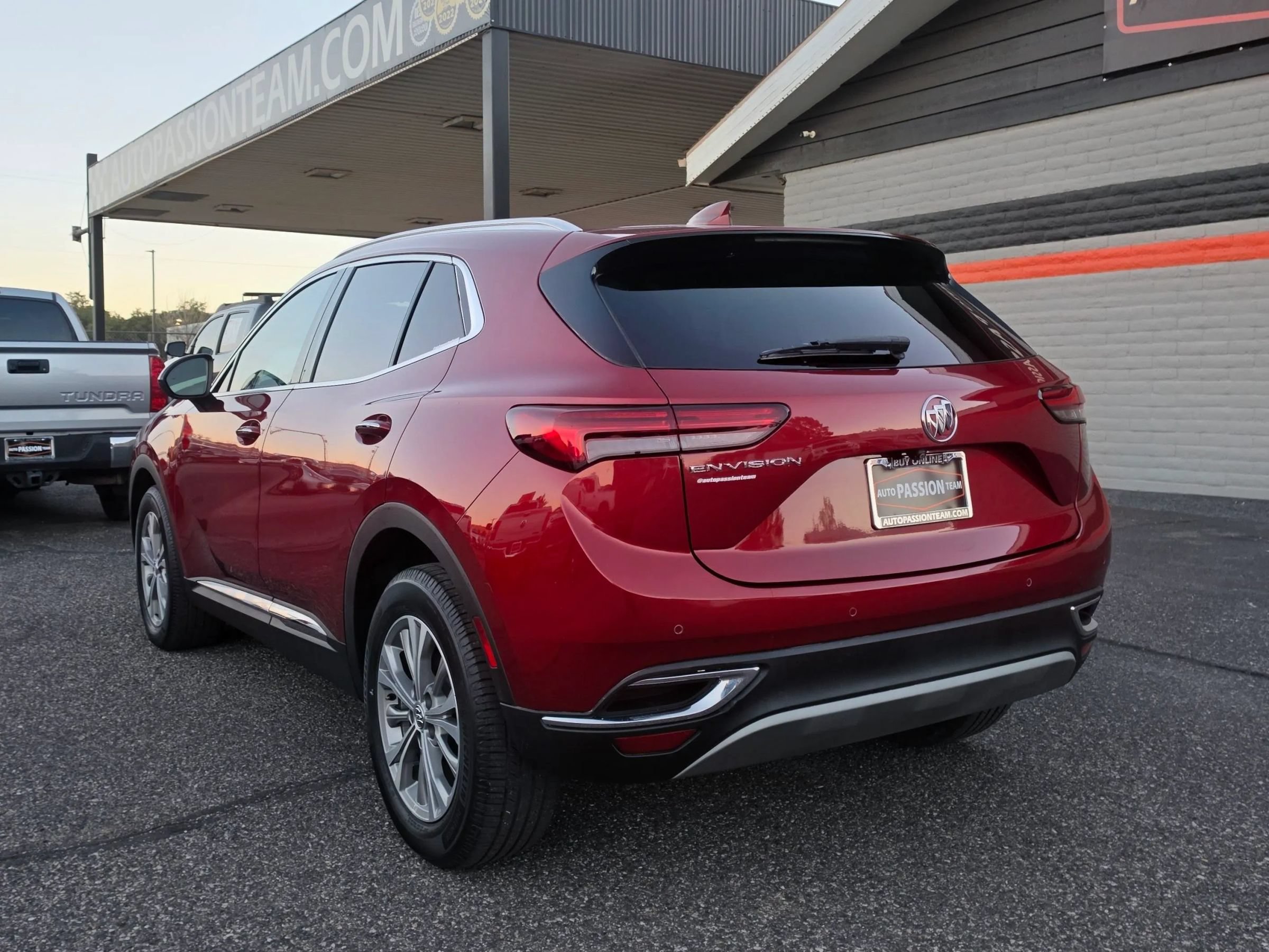 Used 2022 Buick Envision Preferred FWD image 3