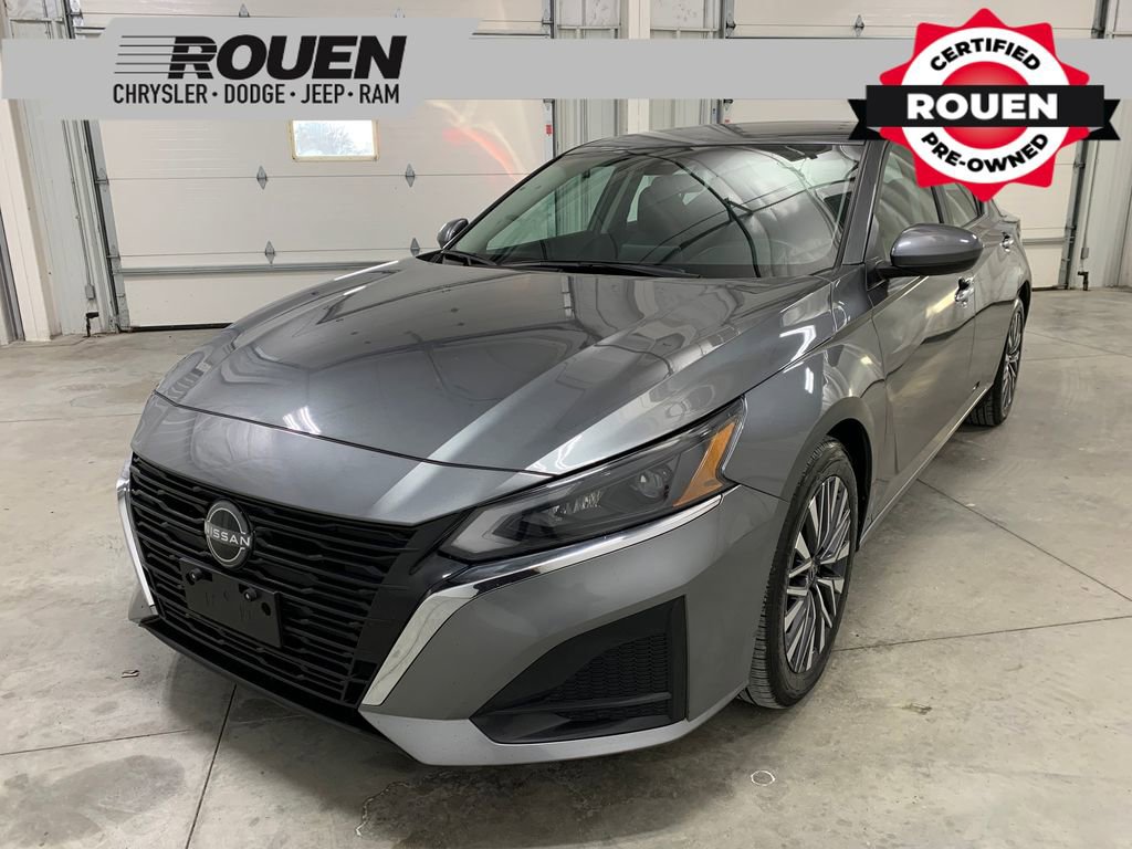 Used 2023 Nissan Altima 2.5 SV
