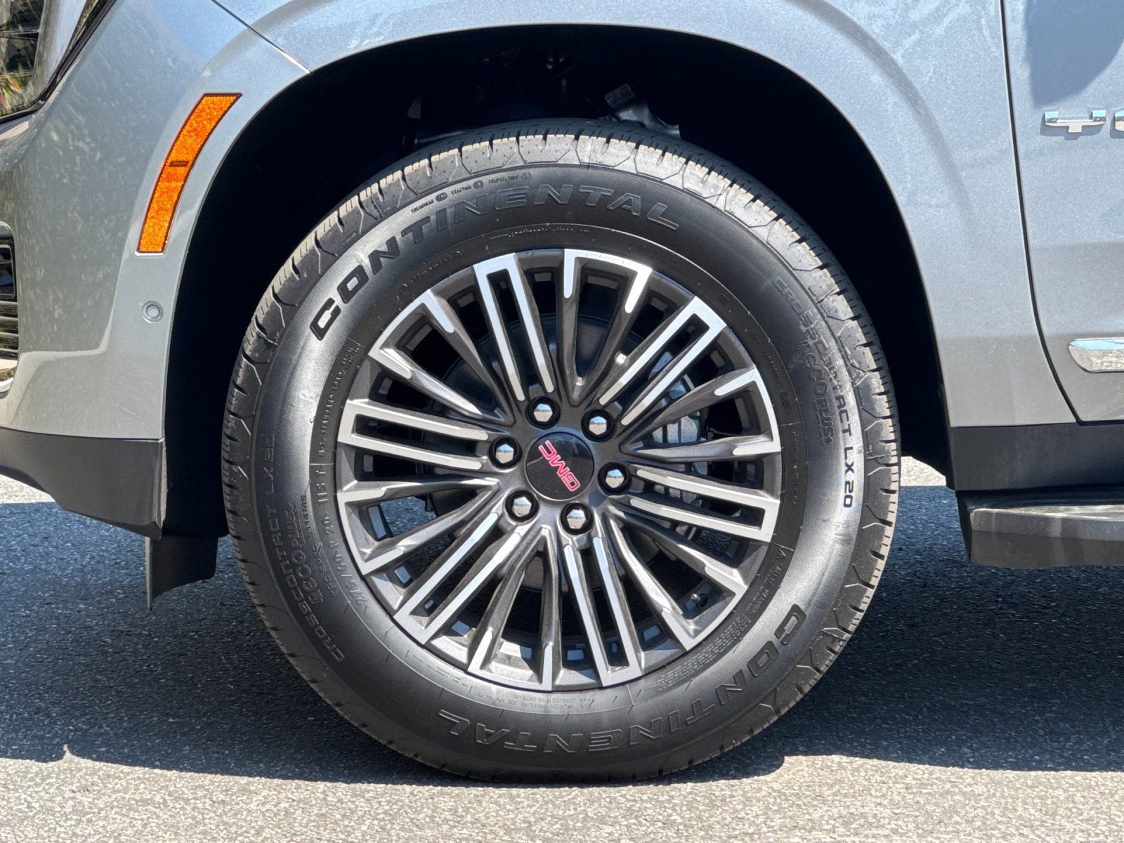 New 2026 GMC Yukon XL Elevation w/ Elevation Premium Package AWD/4WD image 28