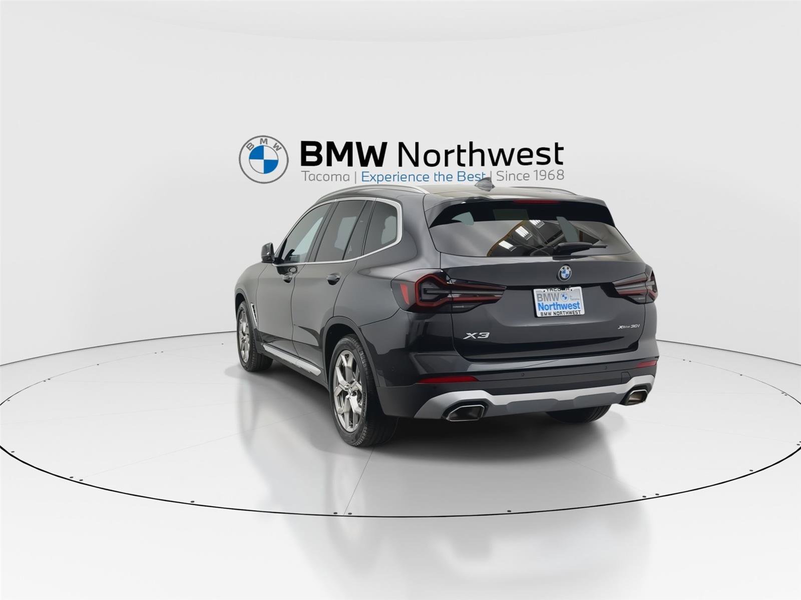 Used 2023 BMW X3 xDrive30i w/ Premium Package w/ZPA AWD/4WD image 13