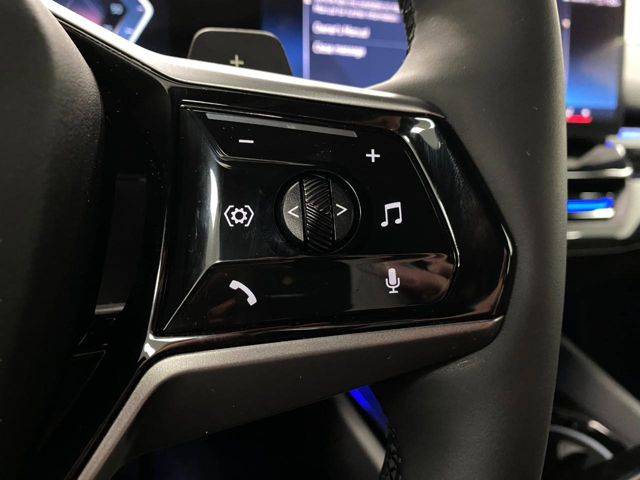 Certified 2026 BMW 530i xDrive w/ Premium Package image 16