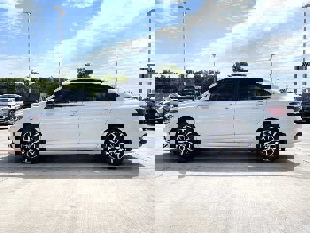 New 2025 Volkswagen Jetta SE image 4