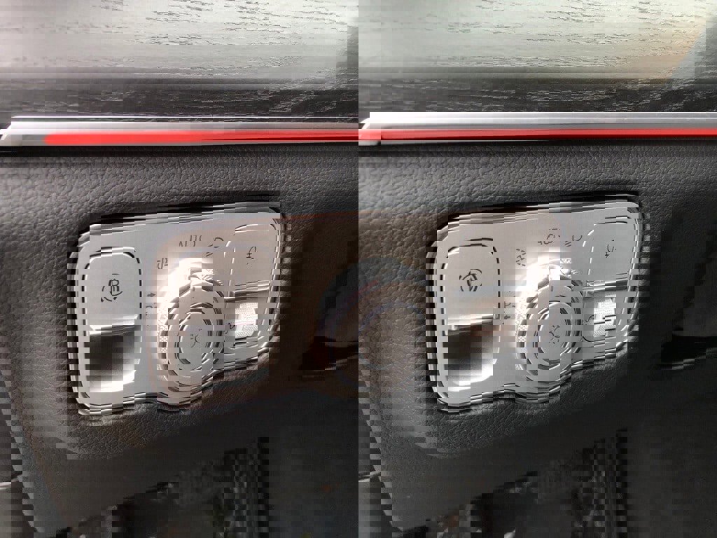 Used 2022 Mercedes-Benz GLE 350 GLE 350 w/ AMG Line Exterior image 13