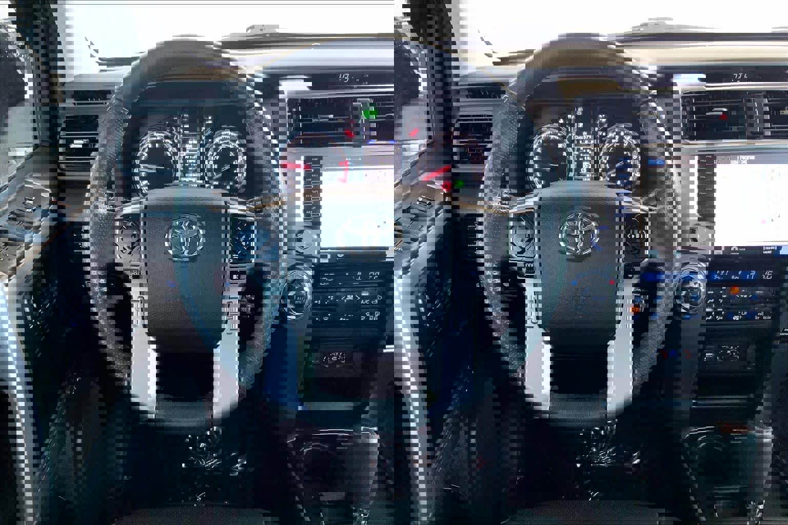 Used 2023 Toyota 4Runner Limited image 5