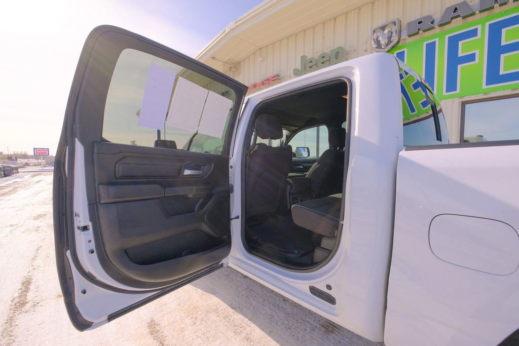 Used 2024 RAM 1500 Tradesman w/ Night Edition image 27