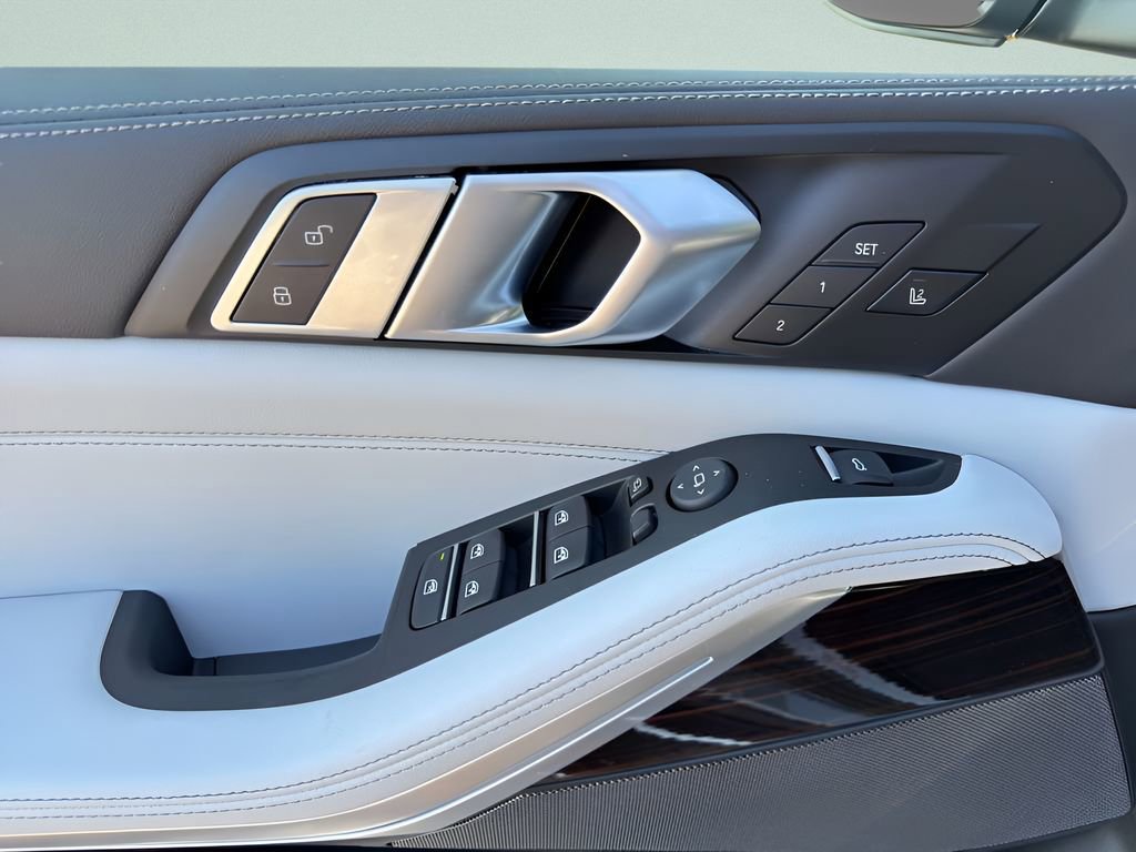 Certified 2026 BMW X5 xDrive40i w/ Premium Package image 13