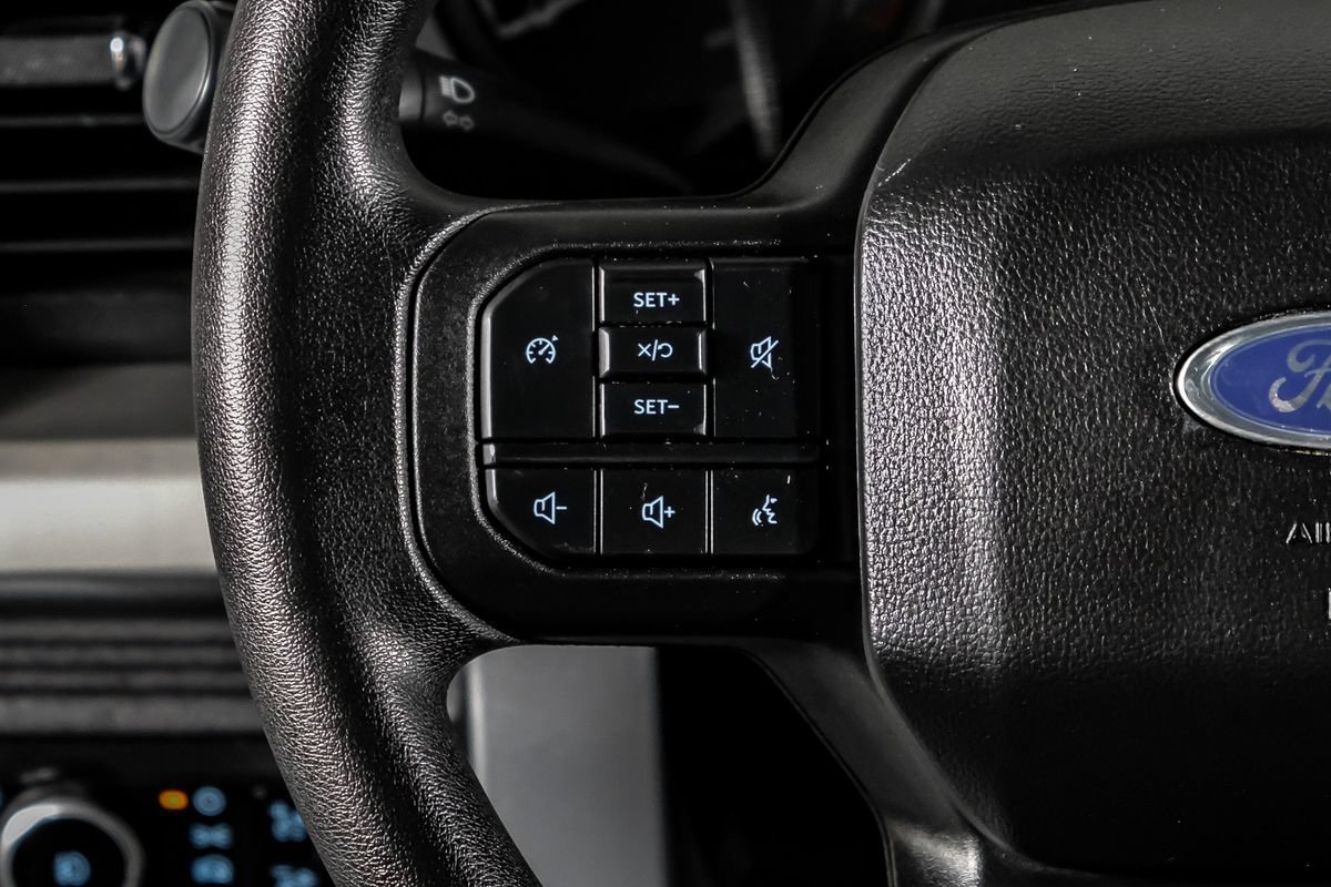 Used 2025 Ford F250 XLT AWD/4WD image 18