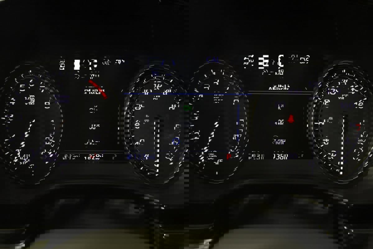 Used 2024 Cadillac XT6 Premium Luxury w/ Technology Package image 12