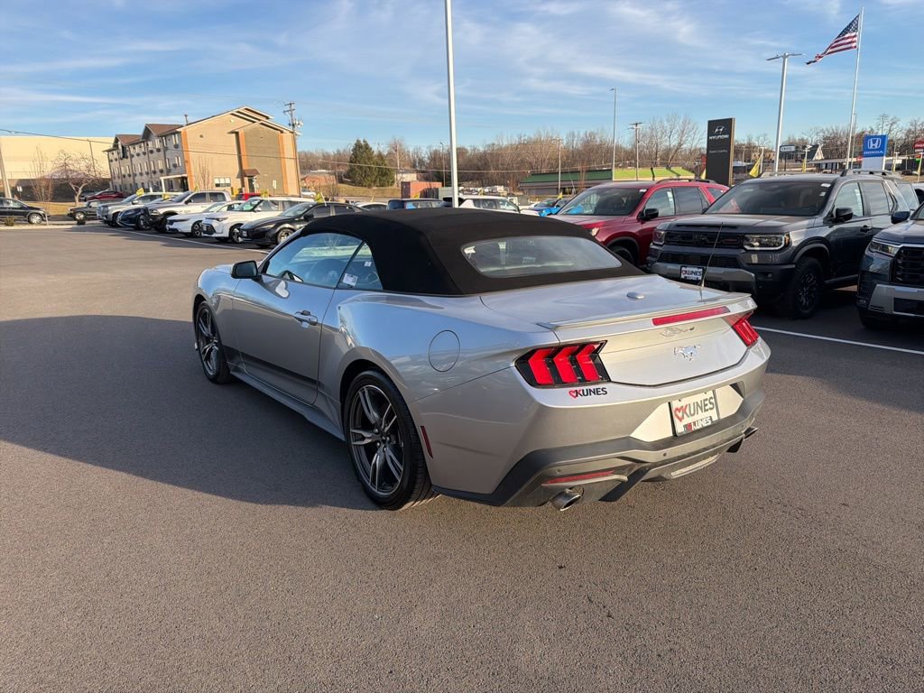 Used 2025 Ford Mustang Premium w/ Wheel & Stripe Package RWD image 8
