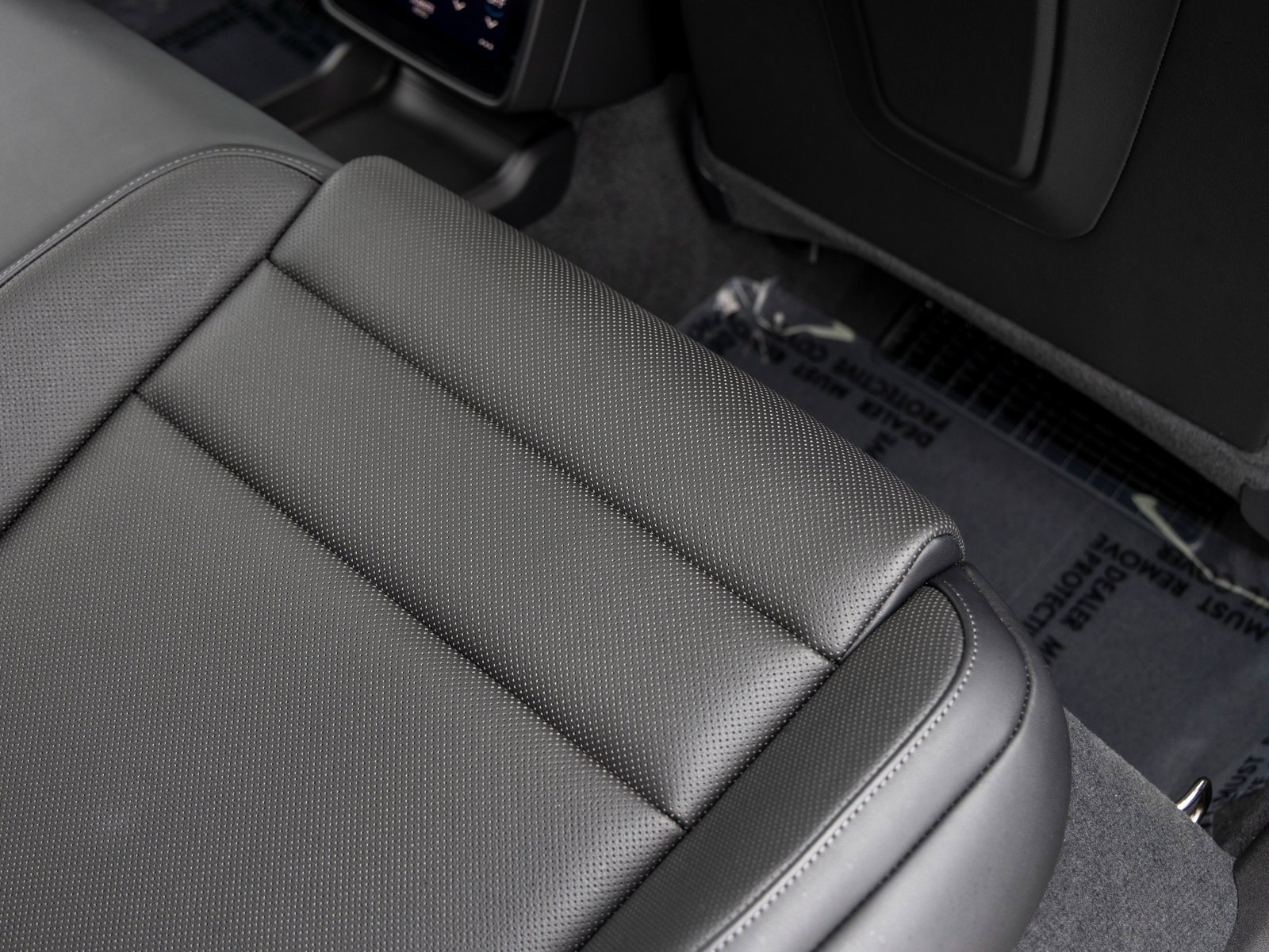 New 2025 Porsche Taycan 4S image 44