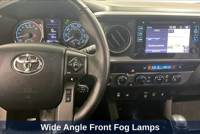 Used 2018 Toyota Tacoma TRD Sport AWD/4WD image 18