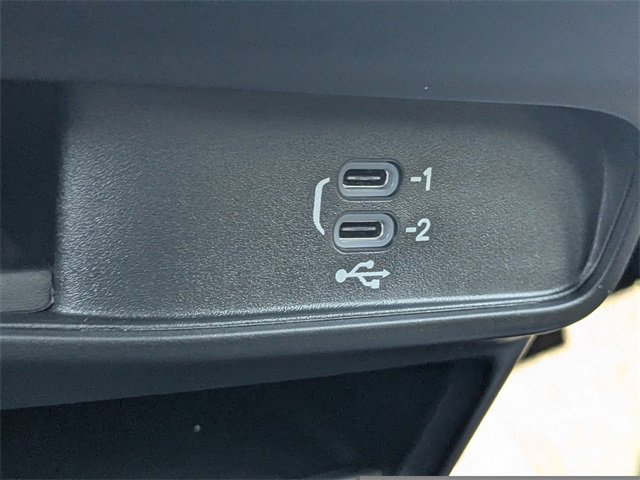 New 2026 Chrysler Pacifica Select image 21