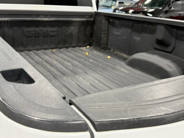 Used 2022 GMC Sierra 2500 Pro w/ Convenience Package AWD/4WD image 4