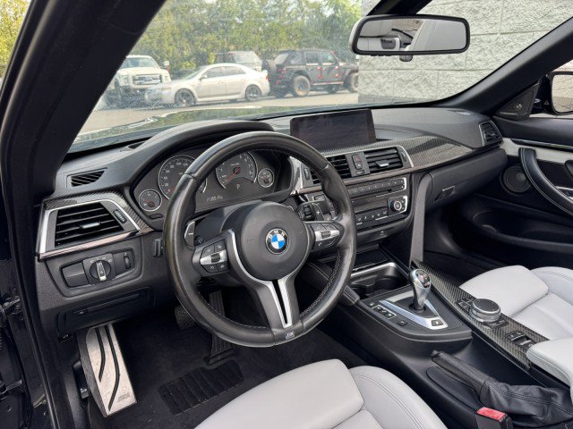 Used 2018 BMW M4 Convertible RWD image 7