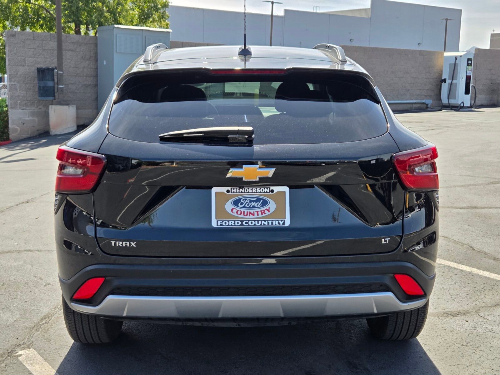 Used 2025 Chevrolet Trax LT FWD image 5