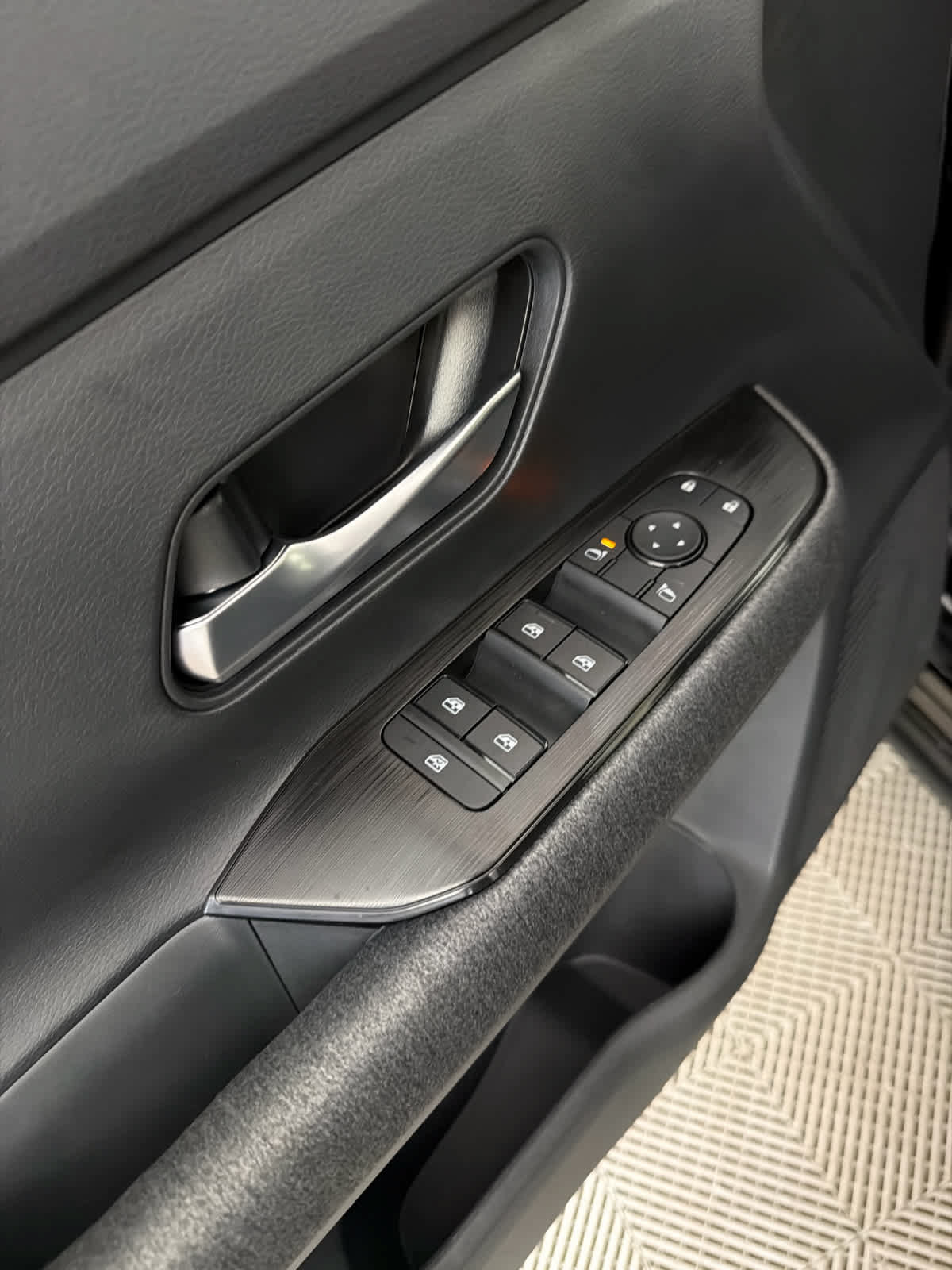 New 2026 Nissan Kicks SV FWD image 23