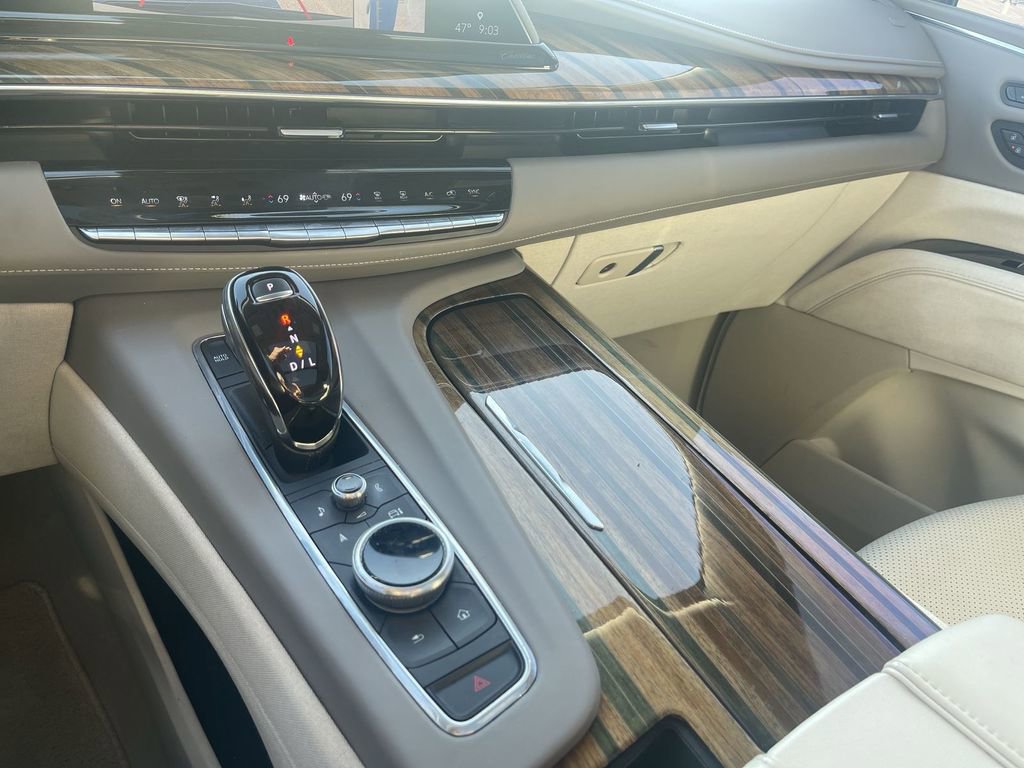 Certified 2021 Cadillac Escalade Sport Platinum image 22