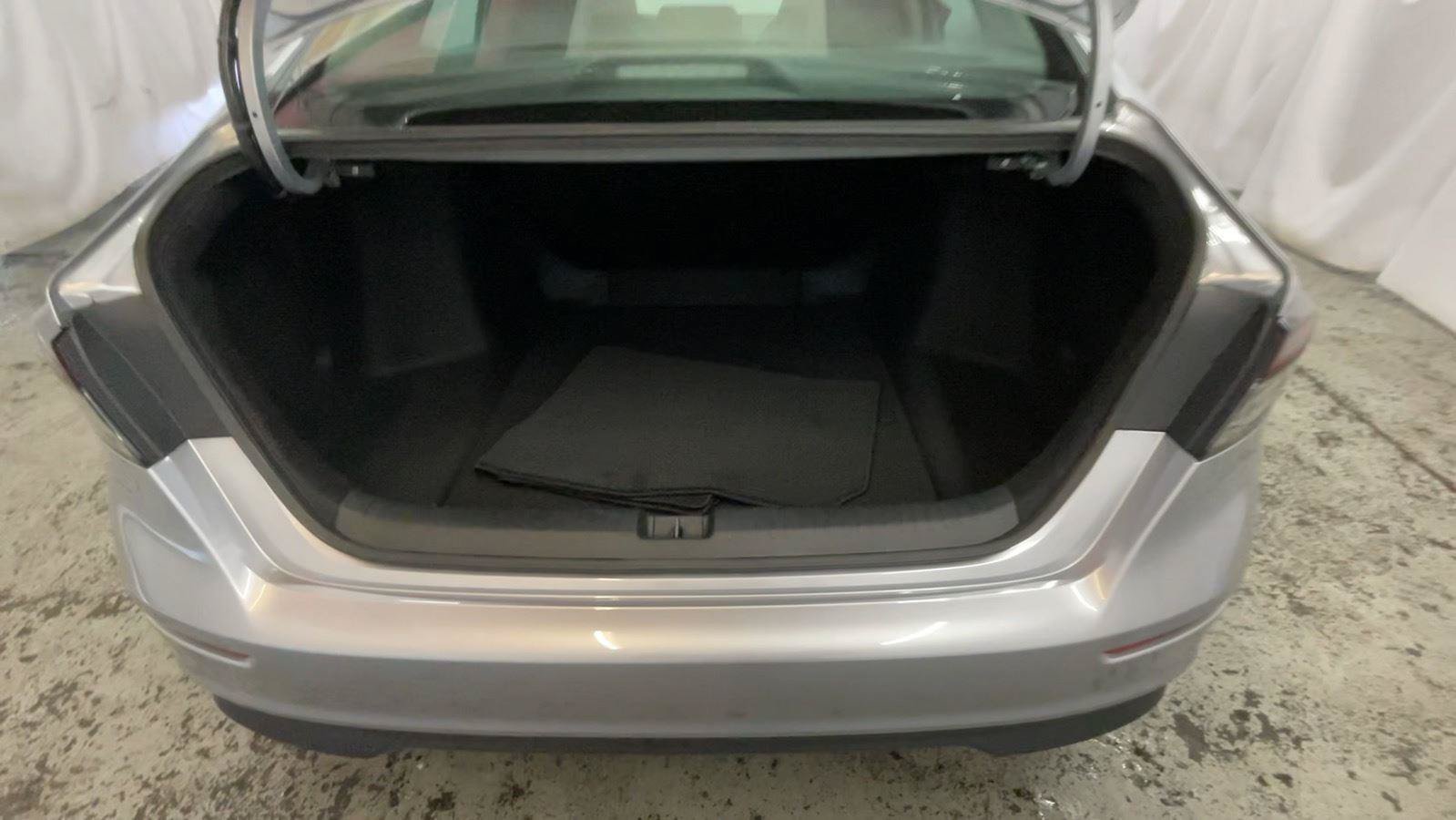 Certified 2025 Honda Accord SE image 18