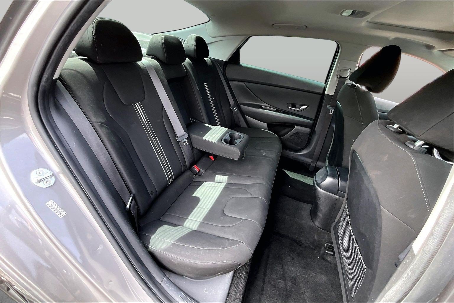 Used 2021 Hyundai Elantra SEL w/ Convenience + Premium Package FWD image 24