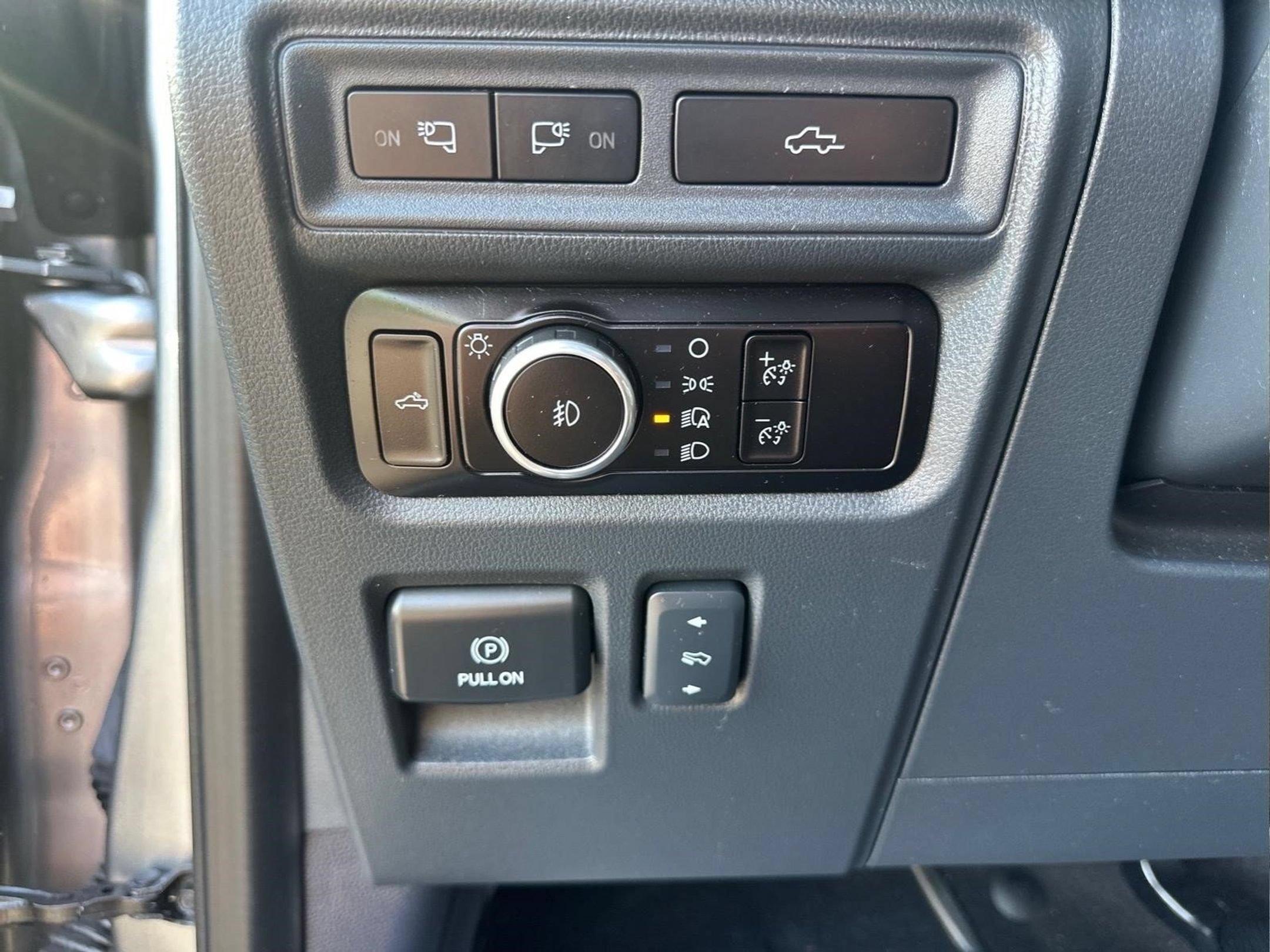 Used 2023 Ford F150 Platinum w/ Equipment Group 701A High AWD/4WD image 31