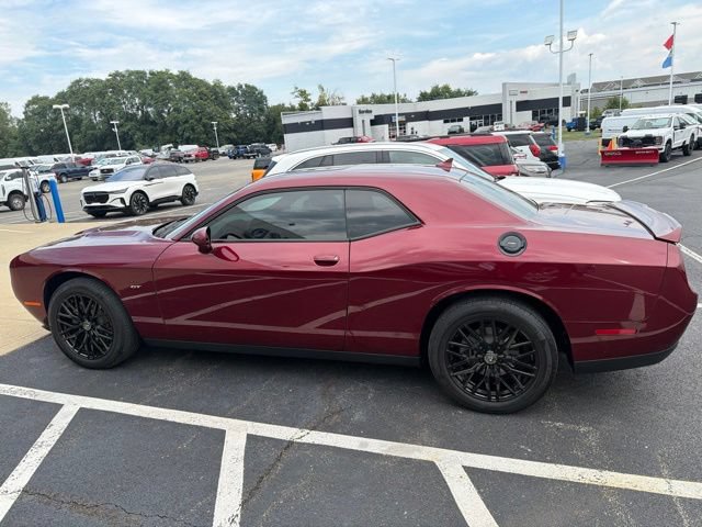 Used 2017 Dodge Challenger GT w/ Driver Convenience Group AWD/4WD image 8