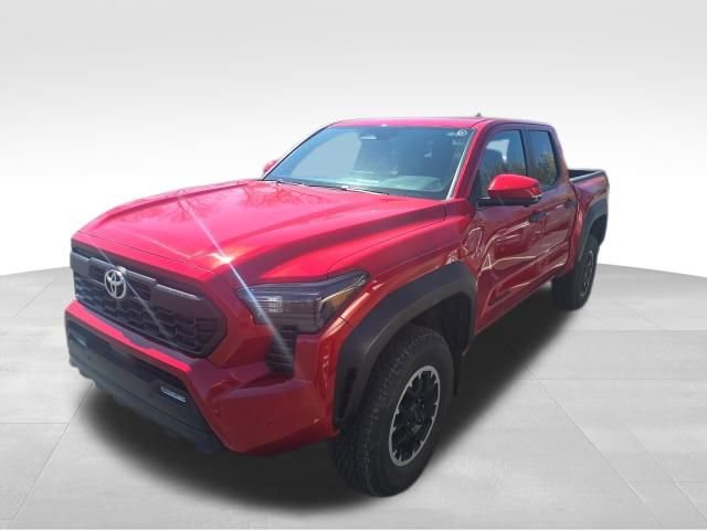 Used 2024 Toyota Tacoma TRD Off-Road w/ TRD Off Road Premium Package image 2