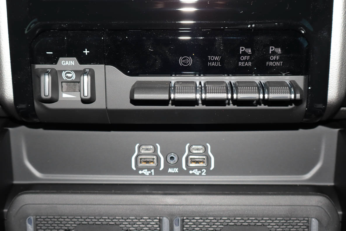 New 2027 RAM 2500 Laramie AWD/4WD image 24