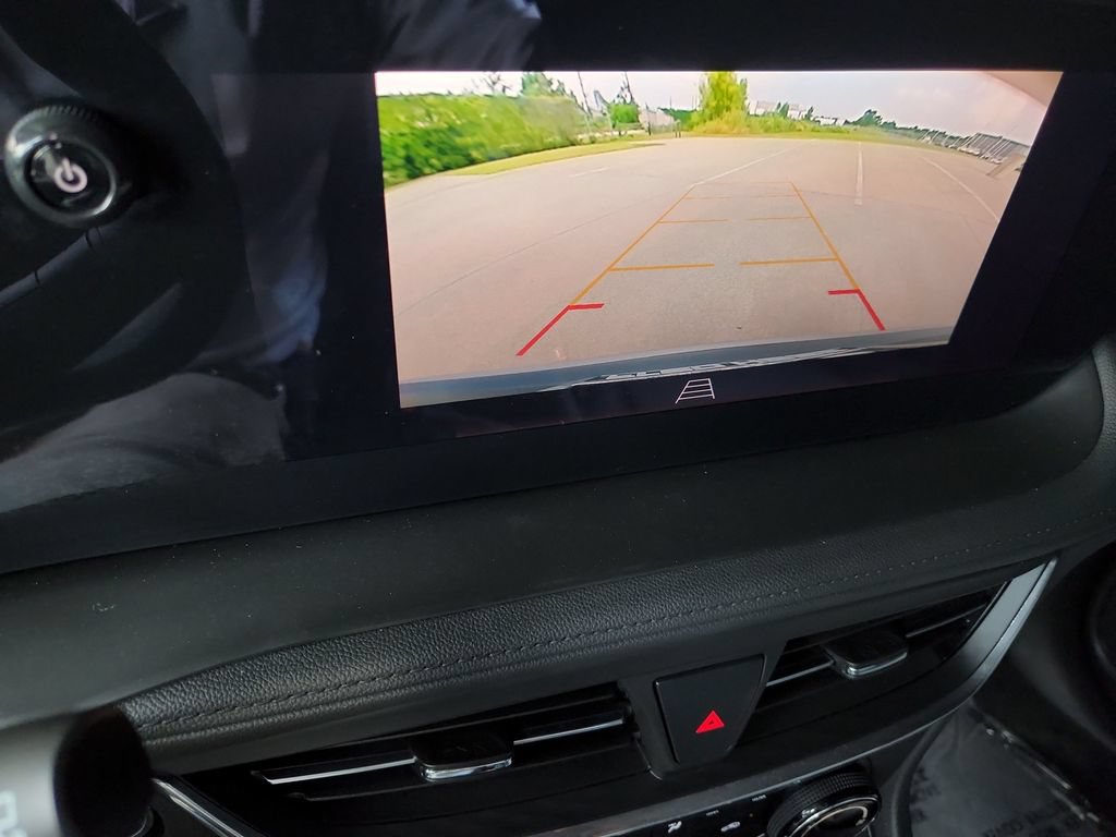 Used 2025 Buick Encore GX Preferred AWD/4WD image 20