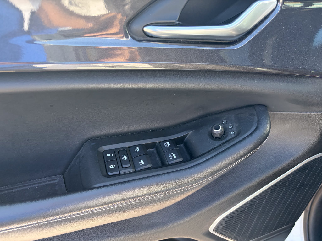 Used 2021 Jeep Grand Cherokee L Laredo AWD/4WD image 11