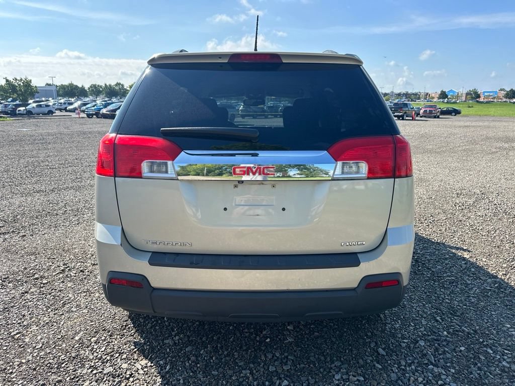 Used 2014 GMC Terrain SLE w/ Chrome Package AWD/4WD image 9
