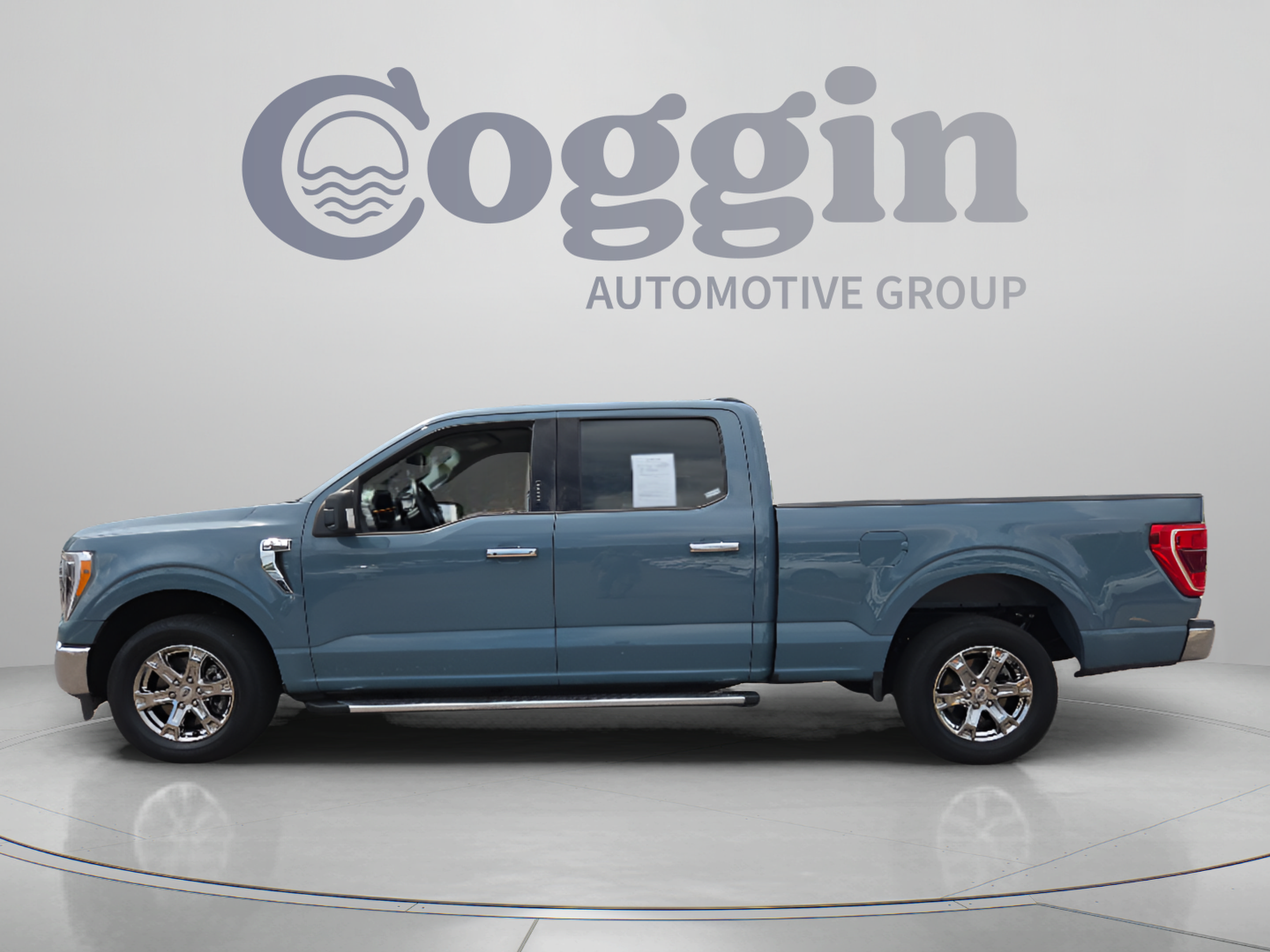 Used 2023 Ford F150 XLT w/ Equipment Group 302A High RWD image 2