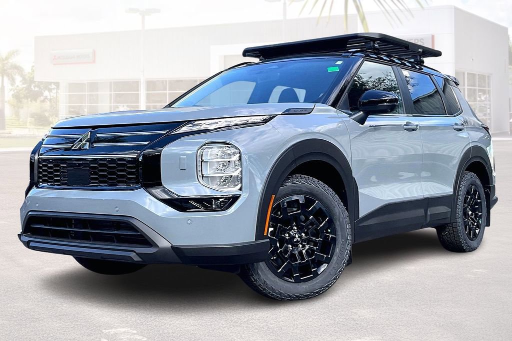 New 2026 Mitsubishi Outlander SE AWD/4WD image 2
