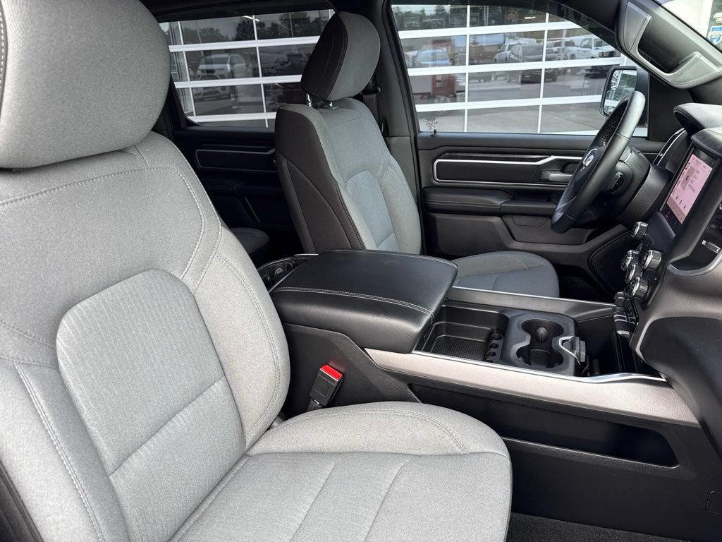 Used 2023 RAM 1500 Big Horn AWD/4WD image 35