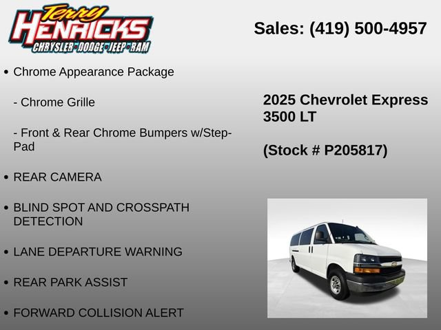 Used 2025 Chevrolet Express 3500 LT w/ LT Preferred Equipment Group RWD image 12
