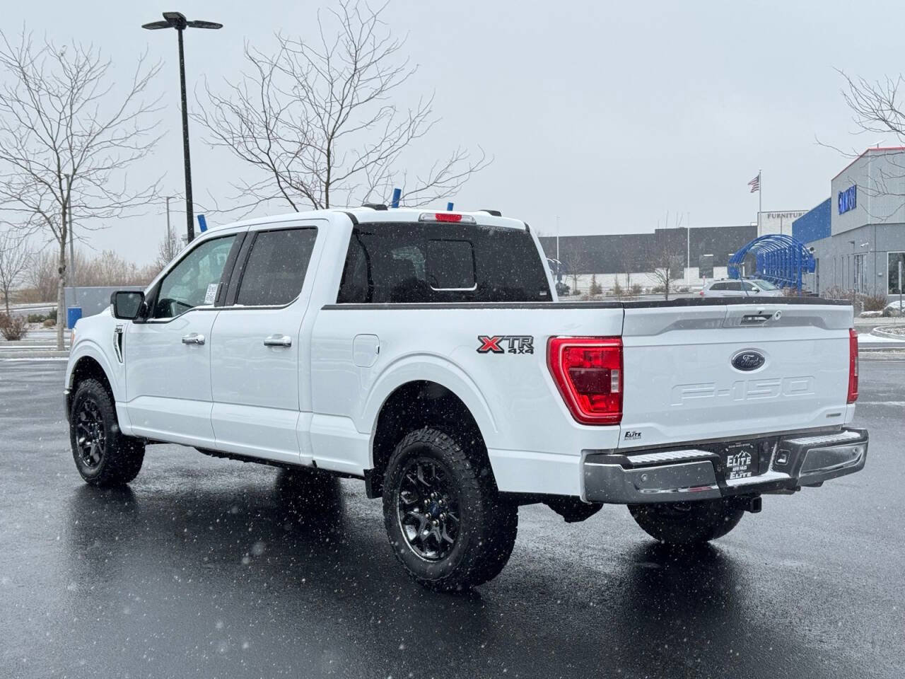 Used 2023 Ford F150 XLT w/ Equipment Group 302A High image 9