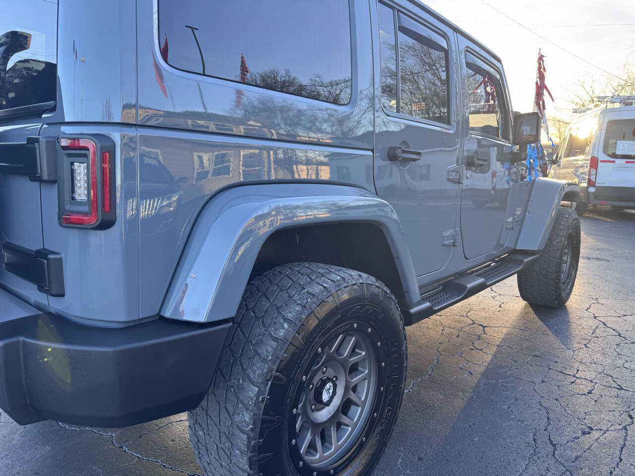 Used 2015 Jeep Wrangler Unlimited Sahara image 18