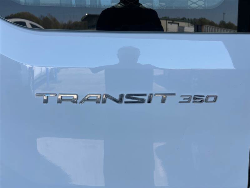 Used 2020 Ford Transit 350 XL image 9